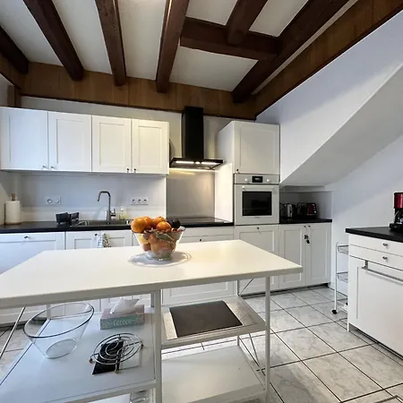 Maison La Bourboule, 5 Pieces, 8 Personnes - Fr-1-667-47 Holiday home *